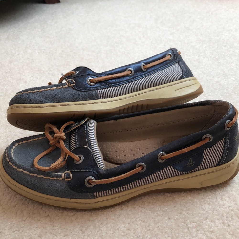 Navy blue and white striped sperrys!